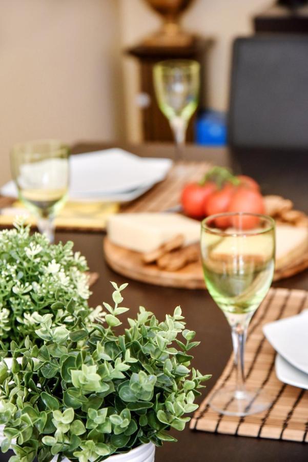 Kolonaki Urban Chic Apartment เอเธนส์ ภายนอก รูปภาพ